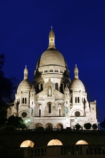 basilique du sacre coeur in montmartre, Nachtsicht, Paris, Frankreich - Foto, Bild