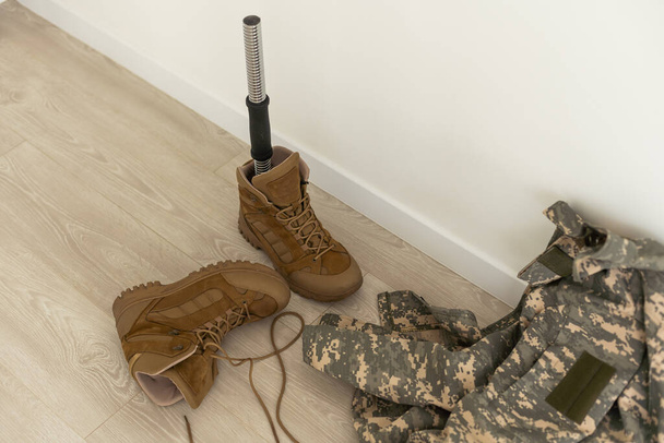 Soldier Artificial Prosthetic leg. War Veteran. High quality photo - Photo, Image