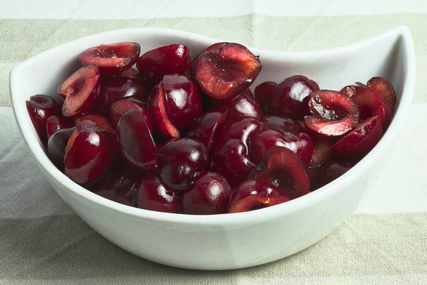 Cherries from the Jerte Valley. These red fruits come from one of the highest quality areas of Spain. - Photo, Image