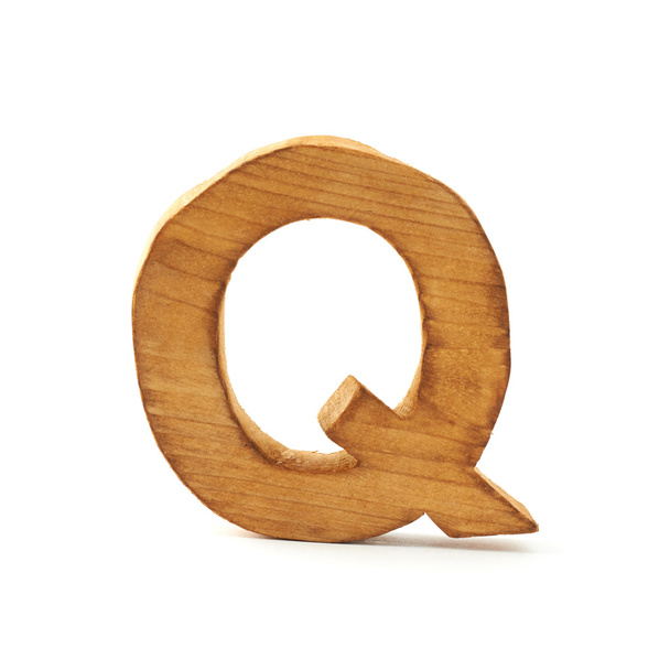 Wooden letter Q - Zdjęcie, obraz