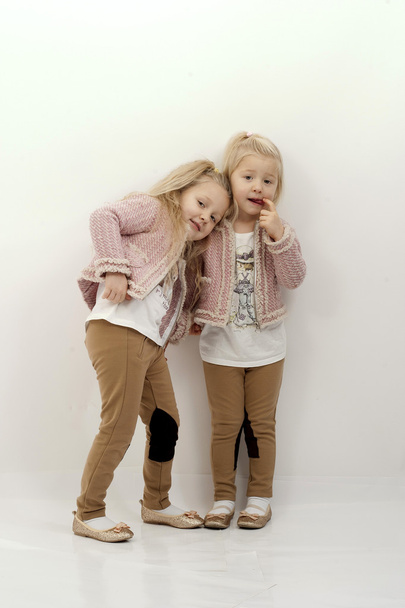 Bambini di bellezza, moda per bambini
 - Foto, immagini