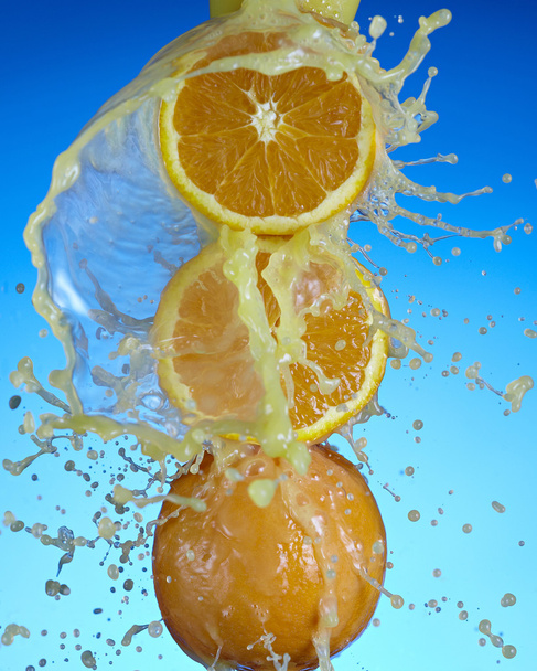 オレンジスプラッシュ - 写真・画像