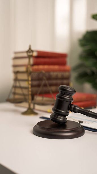 Lawyer gavel judge hammer on desk, legal, legislation, nobody. - Foto, imagen