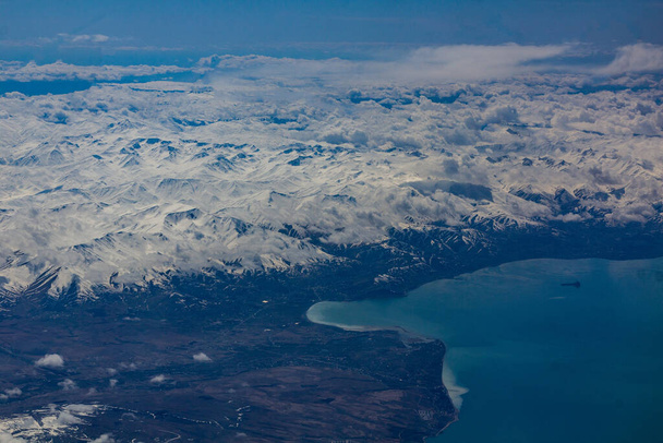 Вид с воздуха на южное побережье озера Ван, Турция - Фото, изображение