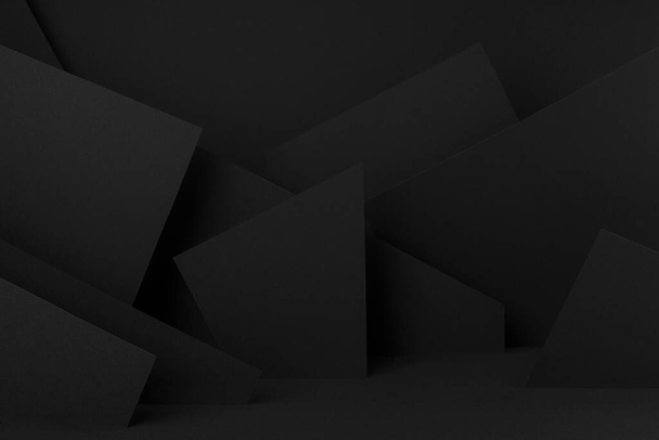 Mockup ricco palco nero con motivo geometrico astratto di angoli, forme poligonali e triangoli come rilievo per la presentazione di prodotti cosmetici, merci, pubblicità, design in elegante stile futuristico. - Foto, immagini