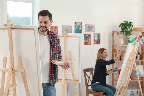 Students attending painting class in studio. Creative hobby - Fotografie, Obrázek