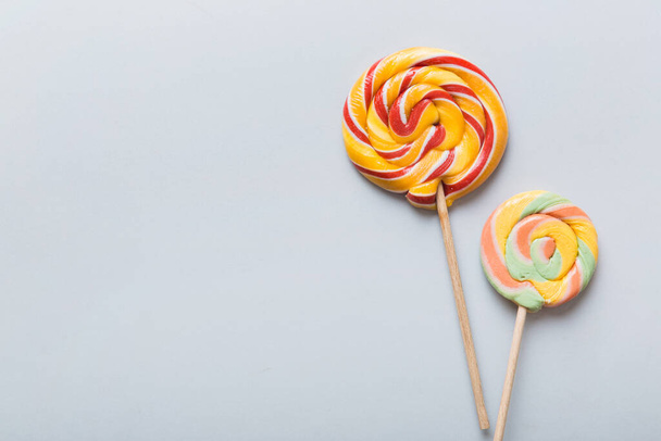 Set of colorful lollipops on colored background. Summer concept. Party Happy Birthday or Minimalist Concept. - Fotoğraf, Görsel