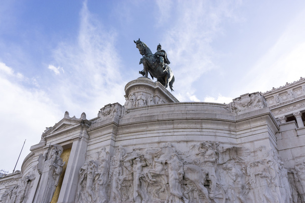 Statues de Victor Emmanuele II
 - Photo, image