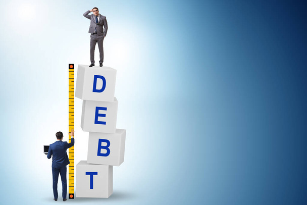 Koncept ohodnocení dluhu u podnikatele - Fotografie, Obrázek