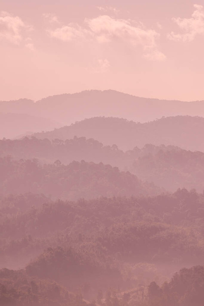 Gyönyörű Mountain View of Phu Langka Nemzeti Park, Thaiföld. - Fotó, kép
