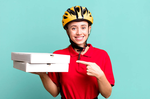 pizza delivery pretty blonde woman - Фото, зображення