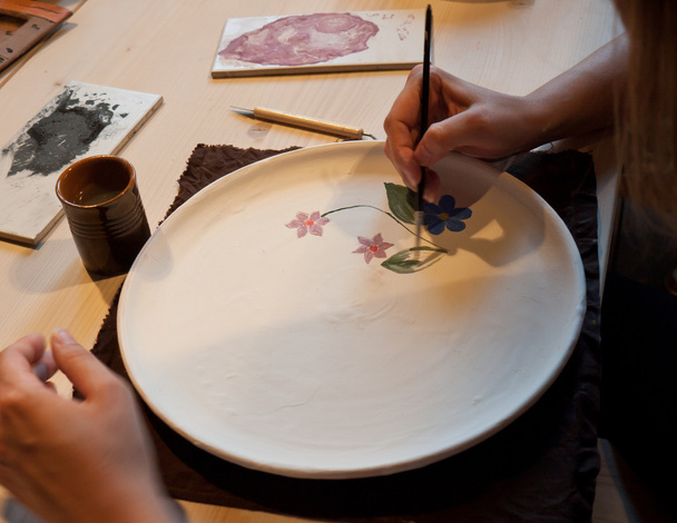 pintura de cerâmica
 - Foto, Imagem