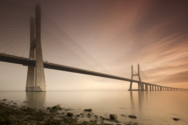 Vasco-de-Gama-Brücke - Foto, Bild