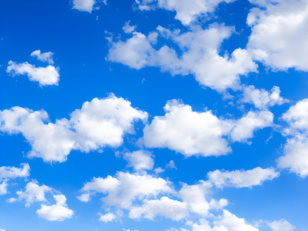 witte wolken in de lucht  - Foto, afbeelding