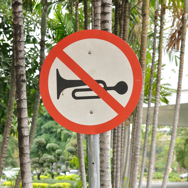 Gebruik geen voertuigen hoorn teken - Foto, afbeelding