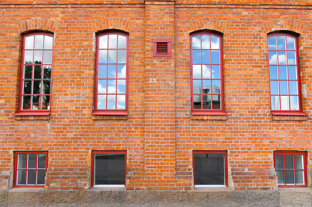 A view of a old brick building  - Valokuva, kuva