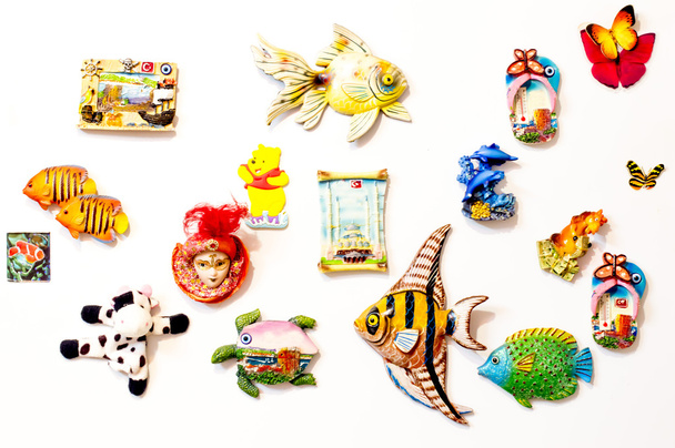 Декоративні іграшки на магнітах
  - Фото, зображення