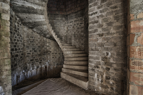 Kör alakú lépcsőház lépéseket - Fotó, kép