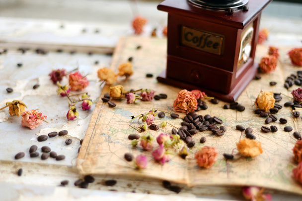 koffie en rozen - Foto, afbeelding