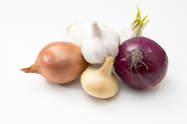 fresh vegetables garlic and onions isolated on the white background - Foto, Bild