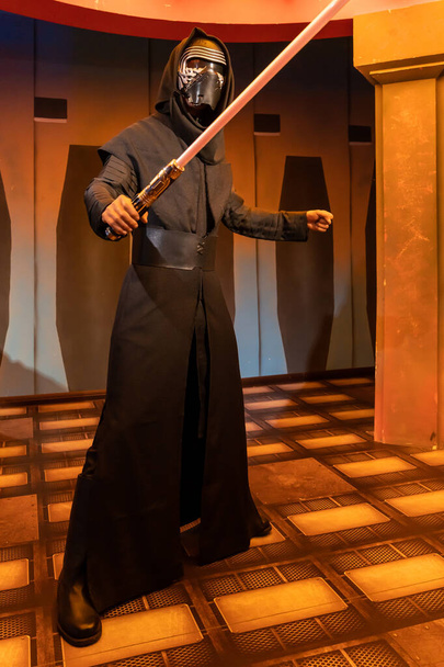 Shah Alam, Malesia - 17. huhtikuuta 2023: Darth Vaderin vahahahmo esillä Red Matto 2:ssa I-City Shah Alamissa. Hän on Tähtien Sodan kuvitteelliset hahmot.. - Valokuva, kuva