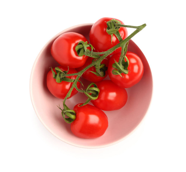 Bowl with fresh cherry tomatoes on white background - Foto, imagen