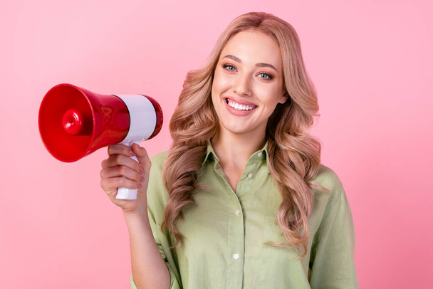 Photo of adorable charming lady wear green shirt rising bullhorn telling message isolated pink color background. - Fotoğraf, Görsel