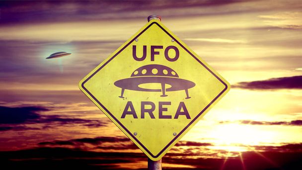 UFO jel "UFO AREA" azonosítatlan repülő tárgy a háttérben - Fotó, kép