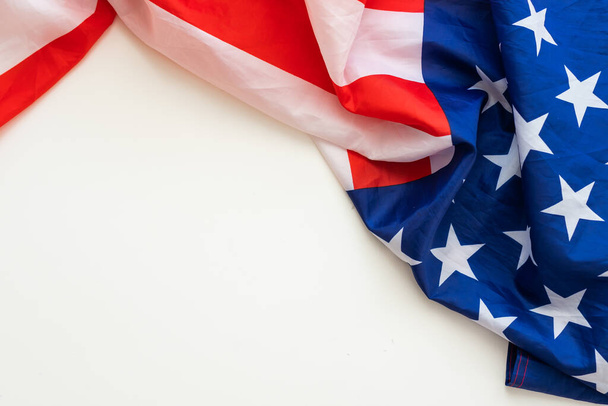 USA vlajka na bílém pozadí s výstřižkem cesta. Kvalitní fotografie - Fotografie, Obrázek