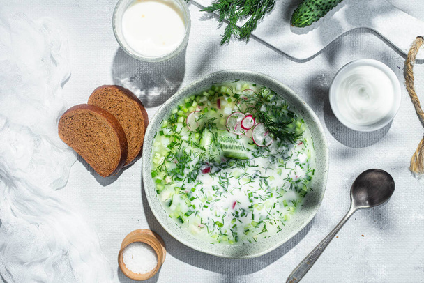 Cold soup. Okroshka with meat in a bowl - Foto, immagini