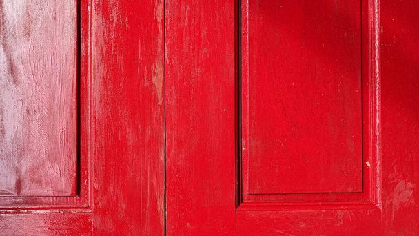 textura de la puerta de la casa roja para fondo - Foto, imagen