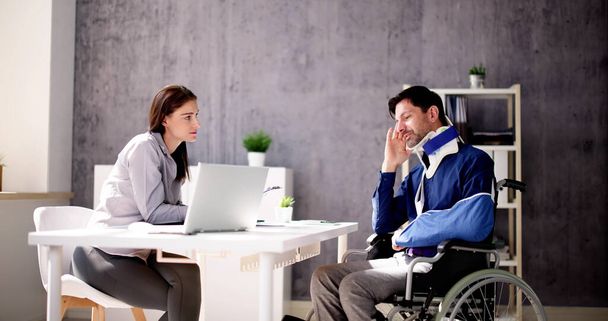 Accident Disability Claims Attorney Or Lawyer And Injured Client - Fotó, kép