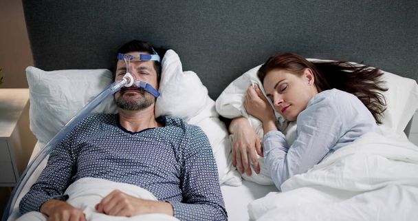 Sleep Apnea Oxygen Mask Equipment And Cpap Machine - Foto, immagini