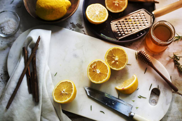 Closeup of fresh lime with knife - Fotografie, Obrázek