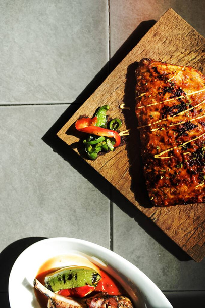 豚肉のクローズ アップ リブ板食品スタイリングのステーキ - 写真・画像