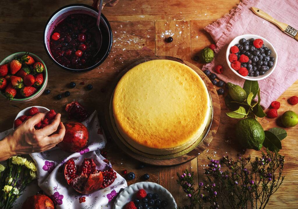 Fraise fraîche gâteau au fromage photographie alimentaire idée de recette
 - Photo, image