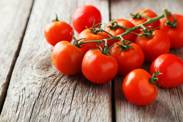 Fresh cherry tomatoes - Zdjęcie, obraz