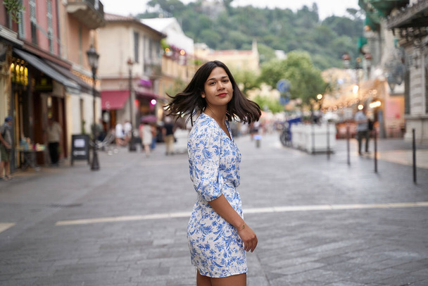 Beautiful young mixed race woman in the old town of Nice - Foto, immagini