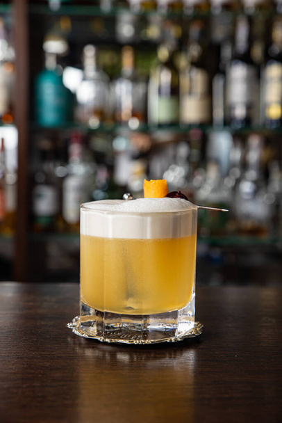 A delicious alcoholic cocktail. Close up - Zdjęcie, obraz