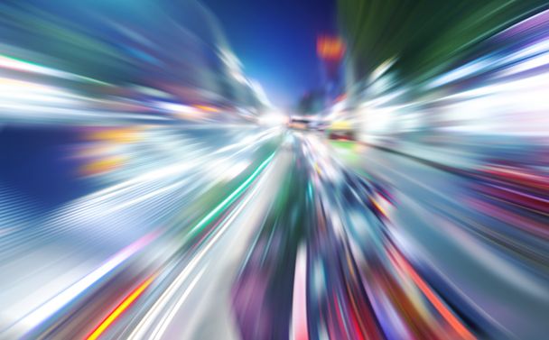 aceleração movimento de velocidade na estrada noturna - Foto, Imagem