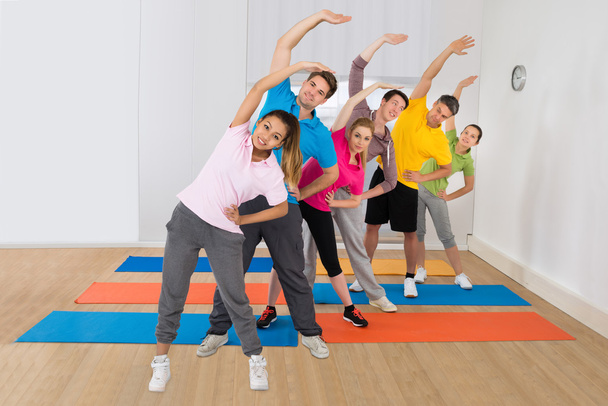 People Doing Fitness Exercise - Foto, imagen