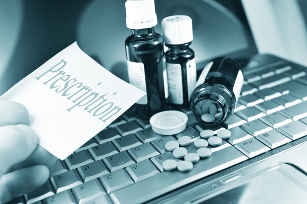 Buying medicine on-line - Photo, Image