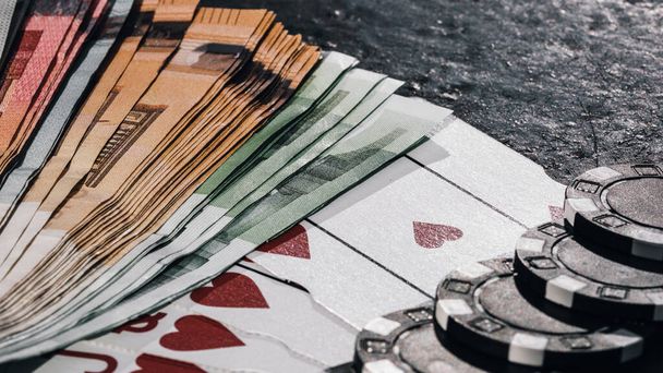 Pilha de fichas de poker para jogos de casino high-stakes - Foto, Imagem