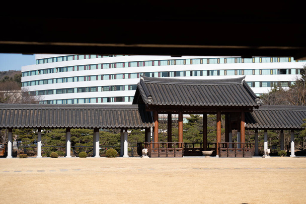 Im Inneren des Hwangnyongsa-Tempels in Gyeongju Südkorea. Hochwertiges Foto - Foto, Bild