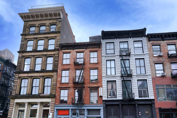 Fachadas de edifícios antigos em Tribeca distrito de Nova York - Foto, Imagem