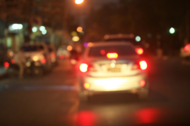 difuminado de coche en la ciudad por la noche - Foto, Imagen