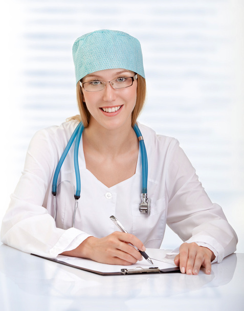 Smiling Doctor or Nurse - Foto, Bild