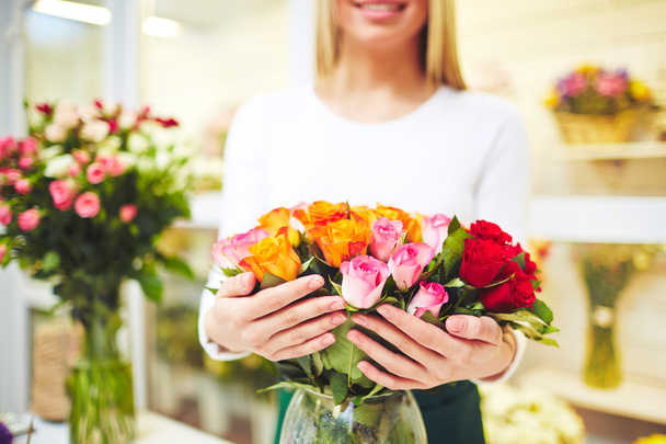 Květinářství hospodářství čerstvé růže - Fotografie, Obrázek