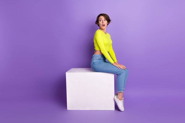 Full body length size cadre of funny surprised girl podium sale promo black friday look empty space isolated on violet color background. - Foto, immagini
