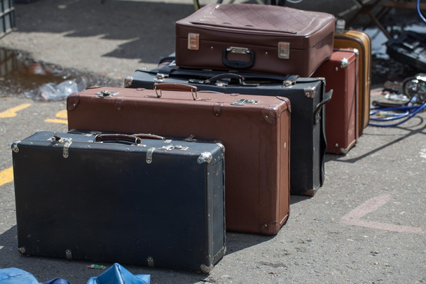 Старих валіз ретро
 - Фото, зображення
